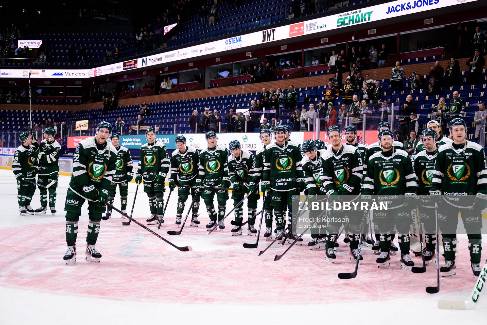 Färjestads Per Åslund jublar