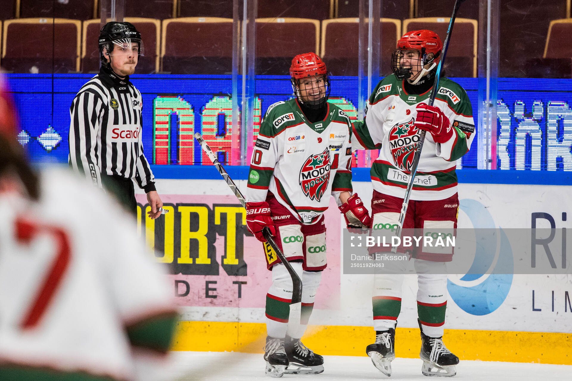 Modos Wilma Sundin jublar