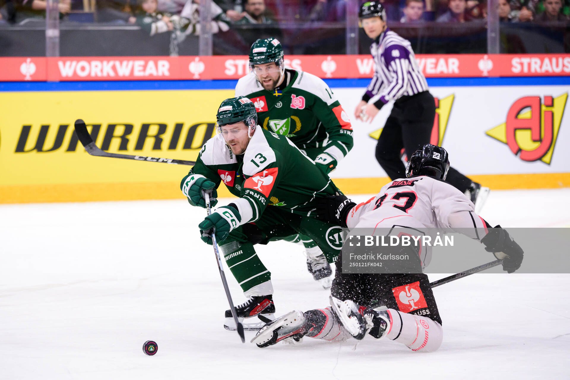 Joel Kellman of Färjestad and Pavel Kousal of Sparta Prague