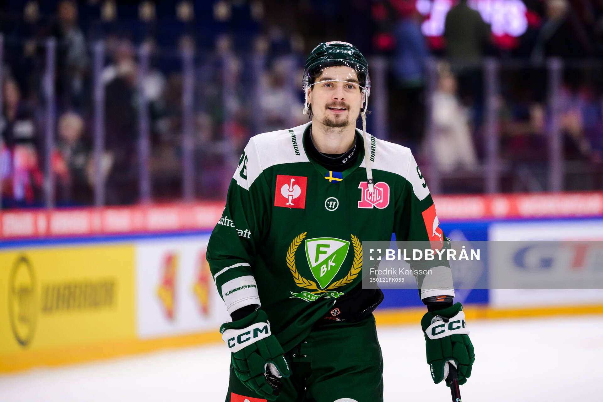 David Tomasek of Färjestad celebrates