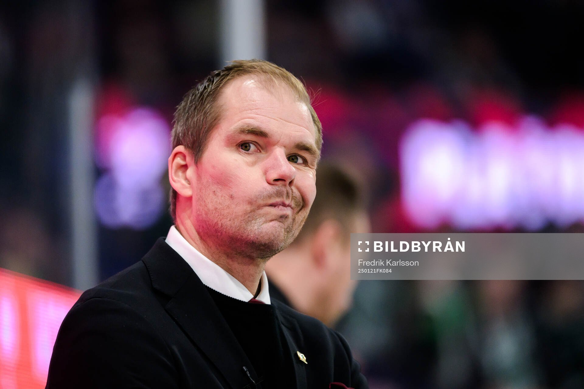 head coach Tomas Mitell of Färjestad