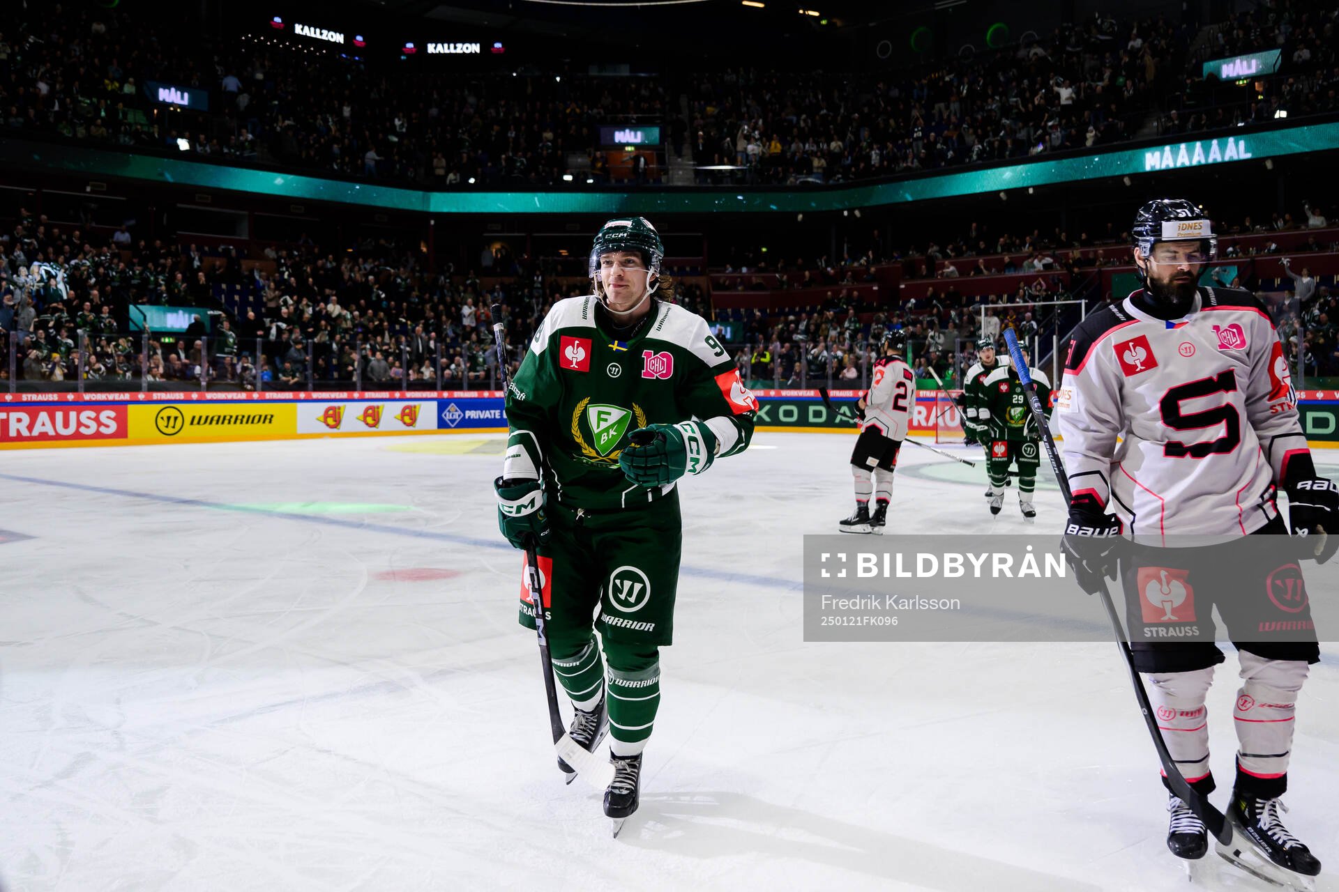 Marian Studenic of Färjestad  celebrates