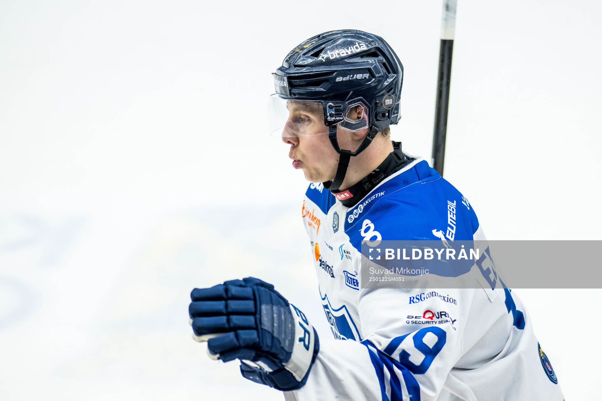 Karlskogas Andre Edvardsen Simen jublar