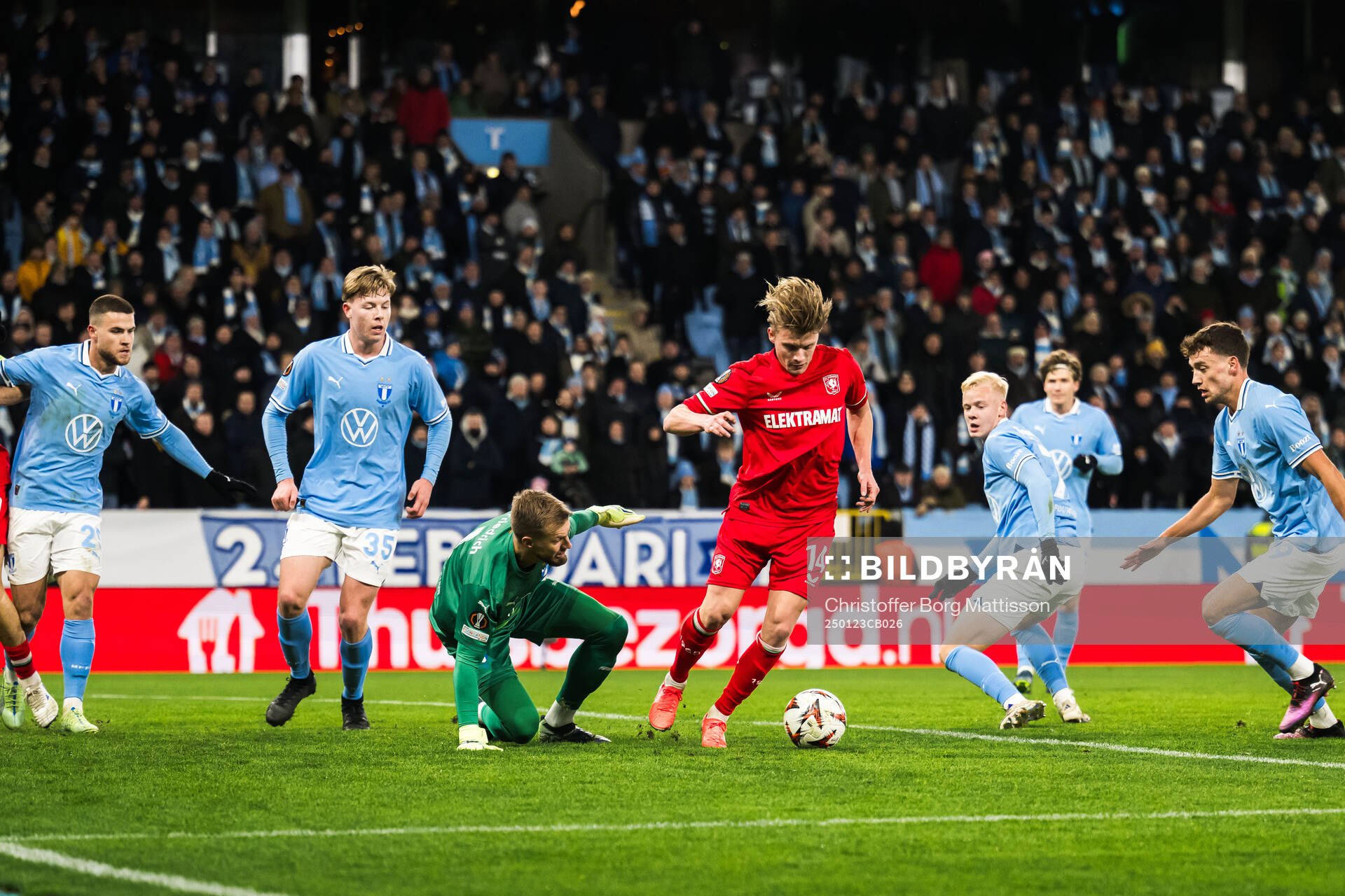 goalkeeper Ricardo Friedrich of Malmö FF and Sem Steijn of