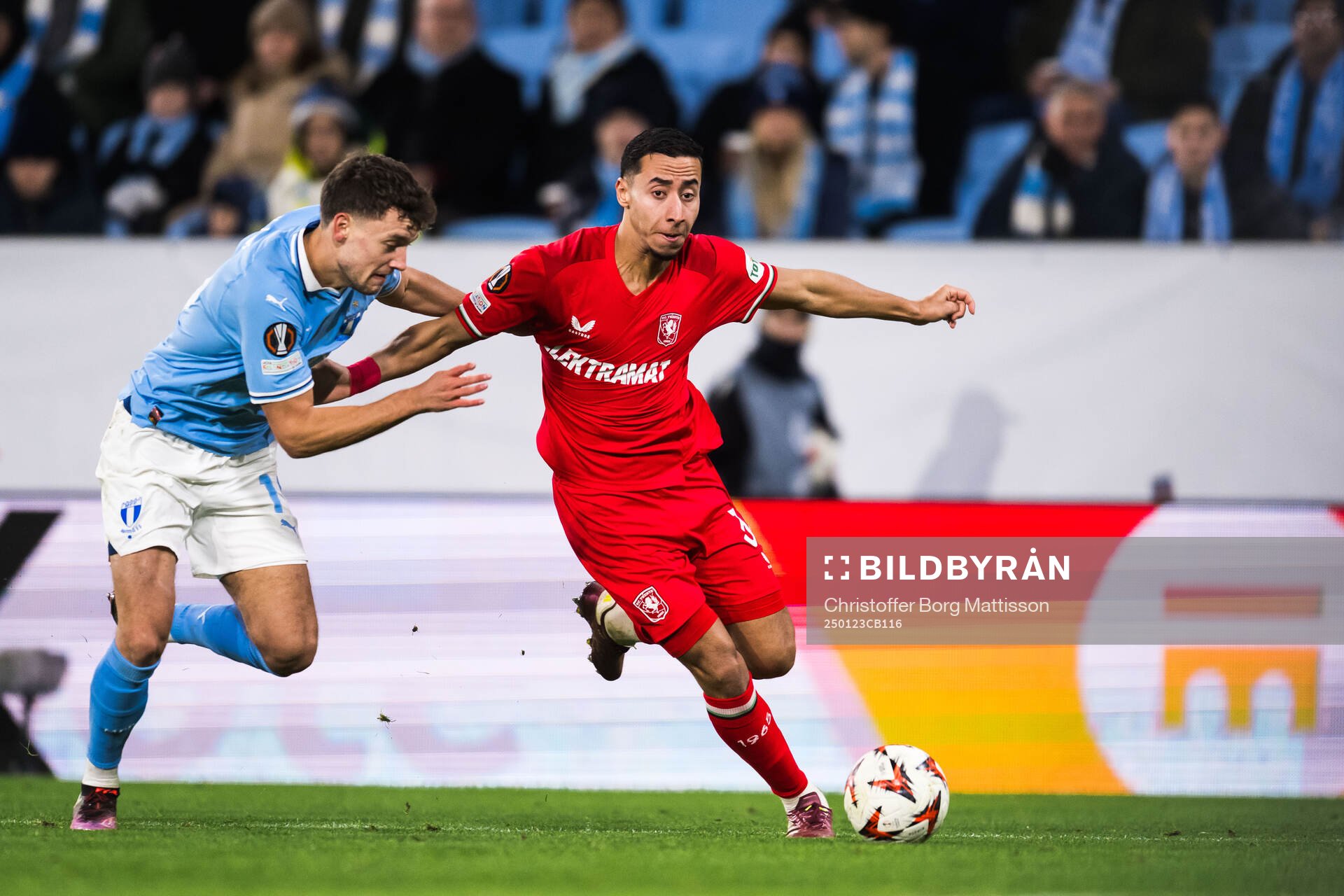 Colin Rösler of Malmö FF and Julien Mesbahi of Twente