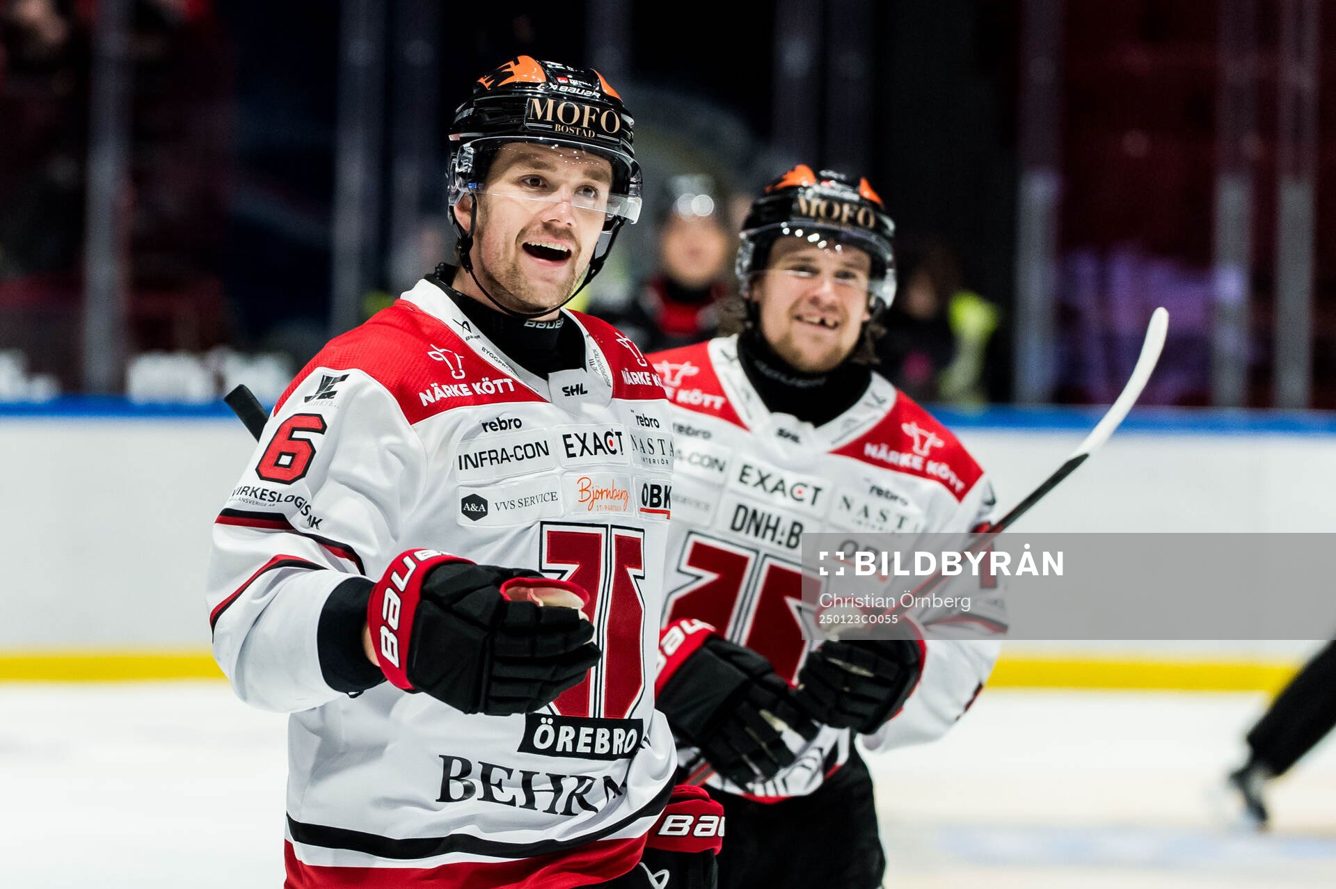Örebros Filip Berglund jublar