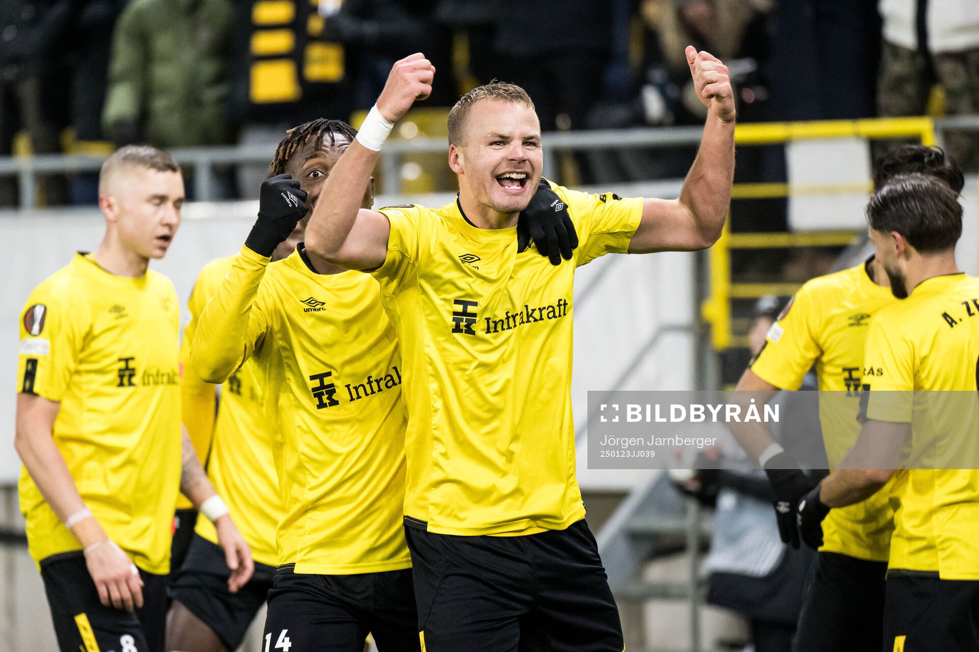 Gustav Henriksson of Elfsborg celebrates with team mates