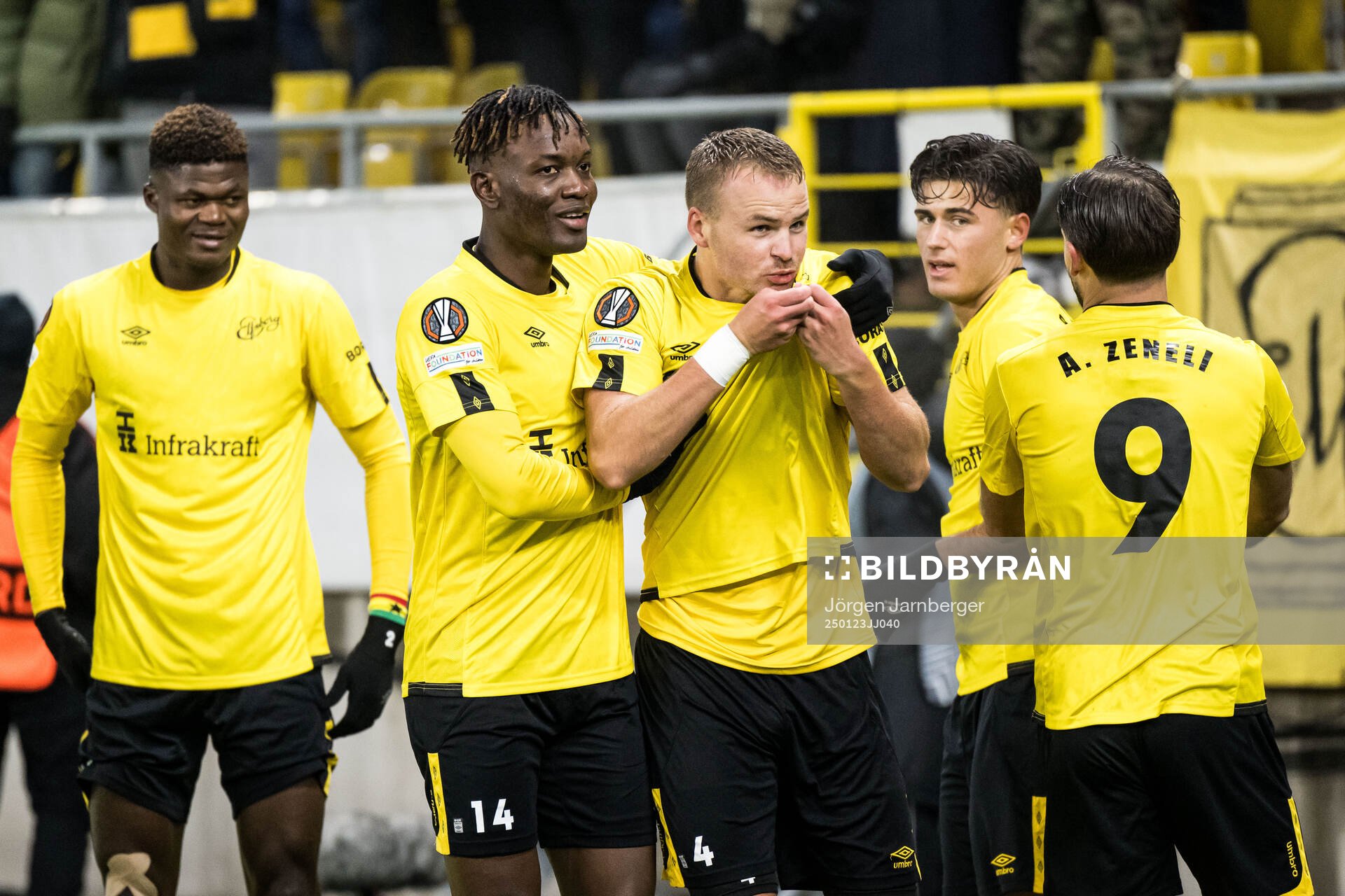 Gustav Henriksson of Elfsborg celebrates with team mates