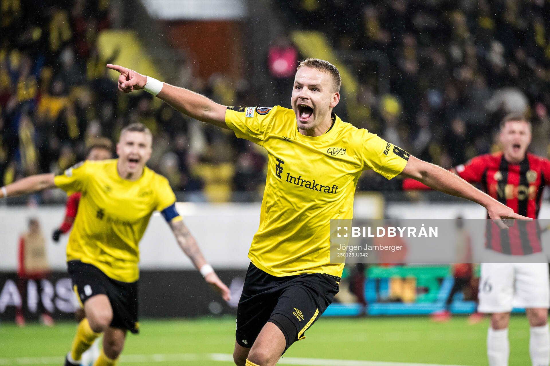 Gustav Henriksson of Elfsborg celebrates