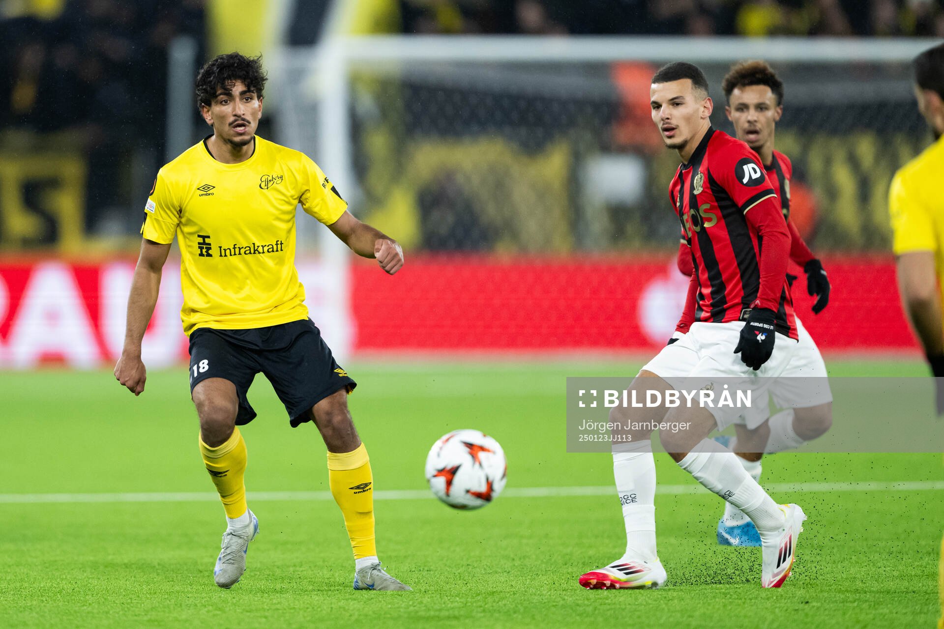 Ahmed Qasem of Elfsborg and Youssoufa Moukoko of Nice