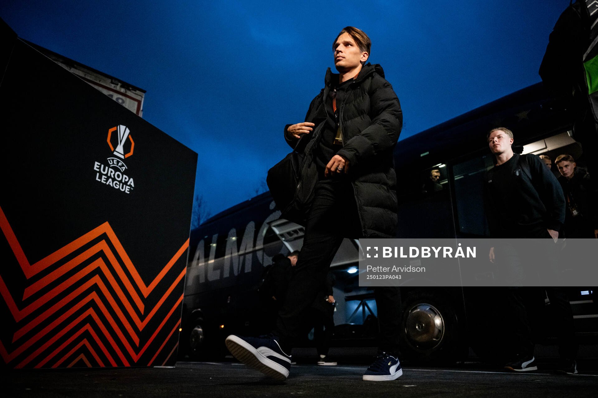 Jens Stryger Larsen of Malmö FF arrives to the stadium