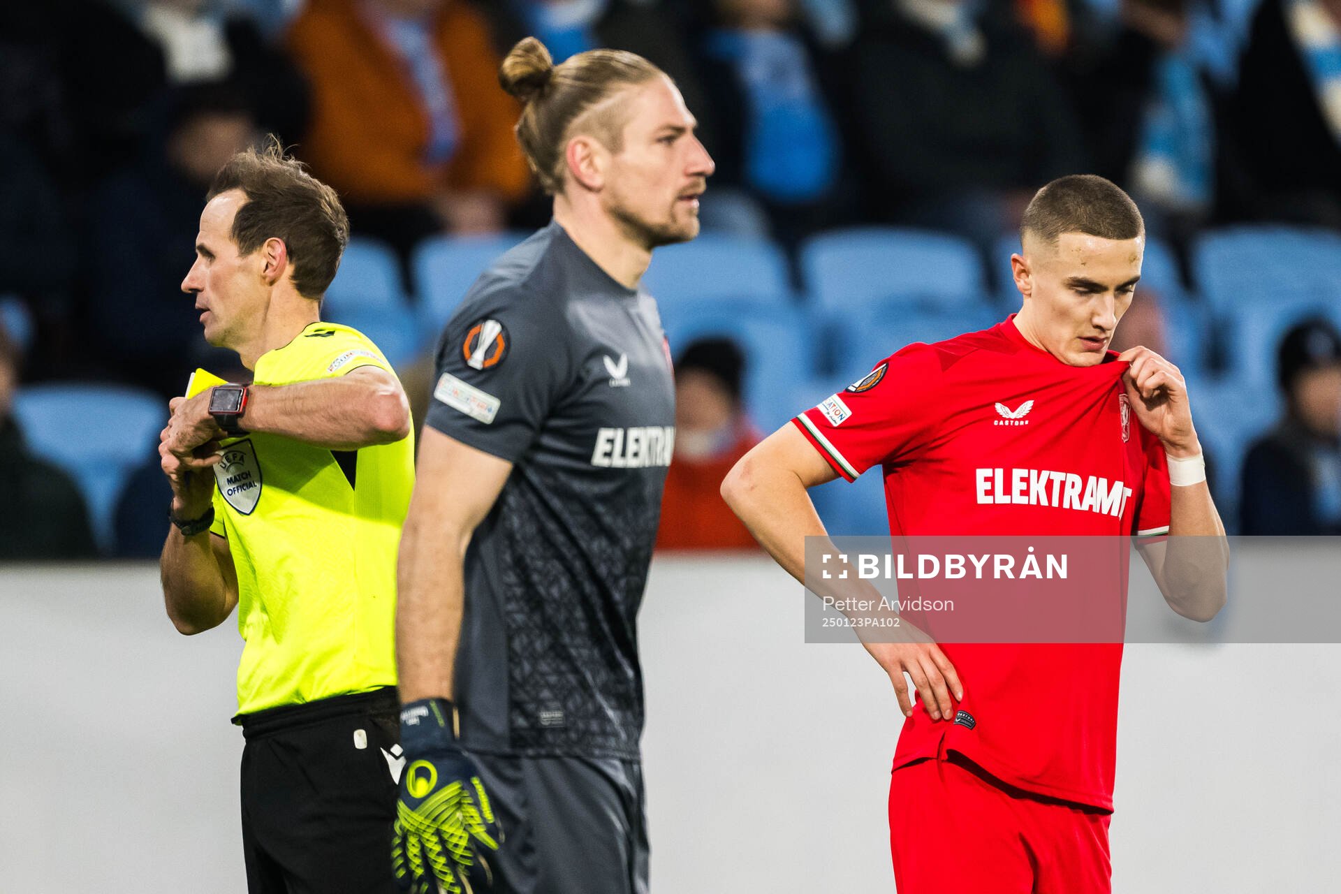 goalkeeper Lars Unnerstall and Gustaf Lagerbielke of Twente