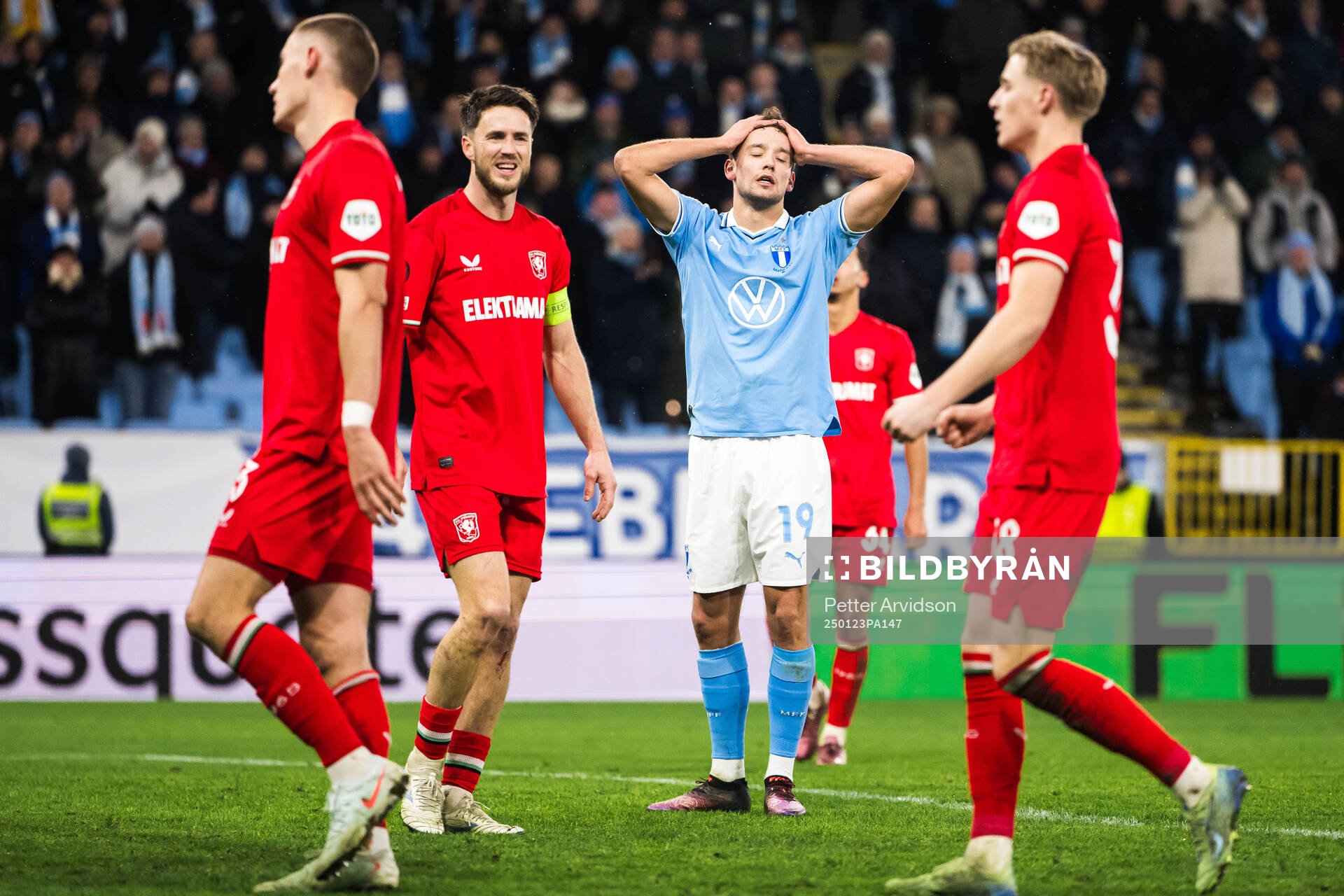 Colin Rösler of Malmö FF looks dejected