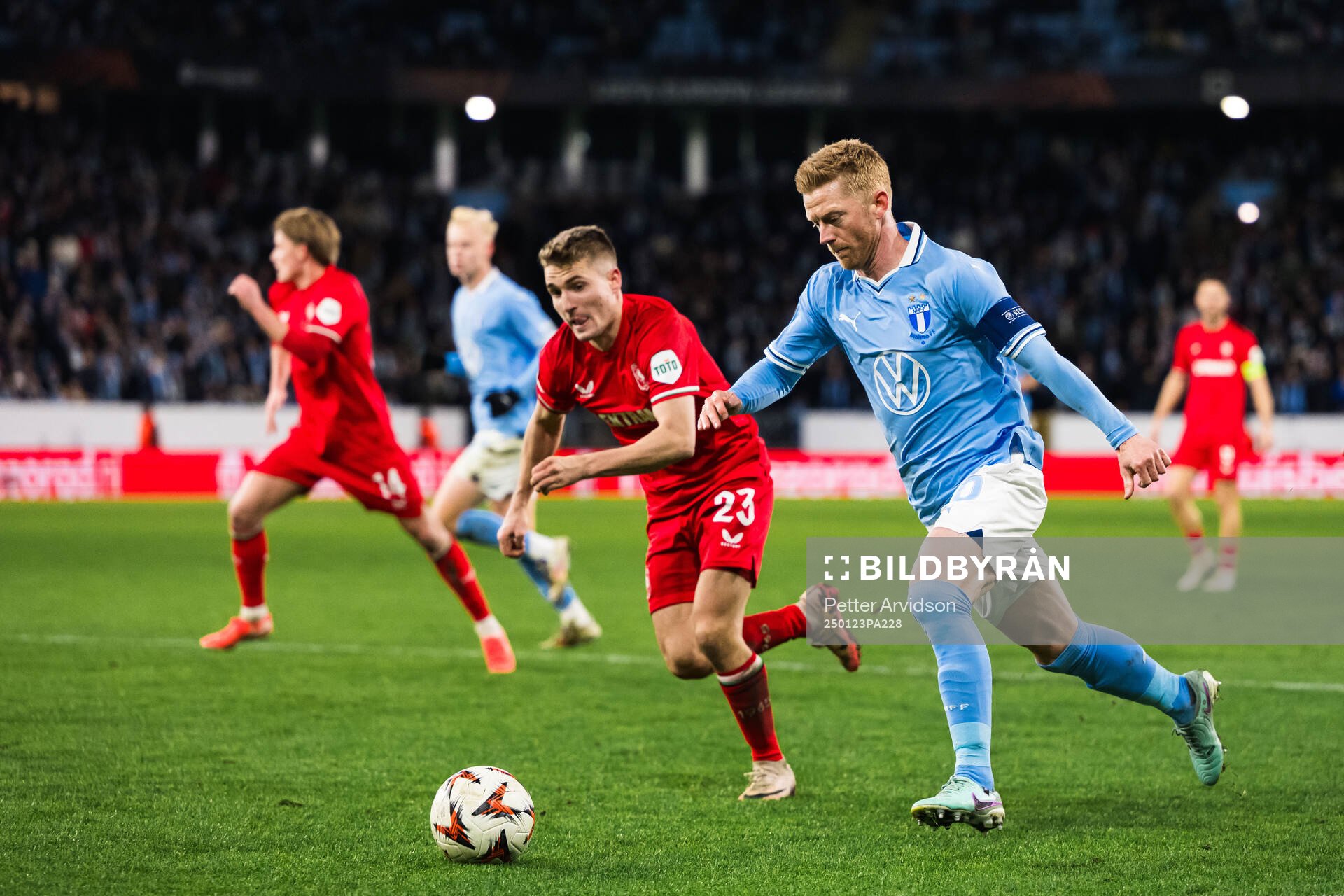 Michal Sadilek of Twente and Anders Christiansen of Malmö