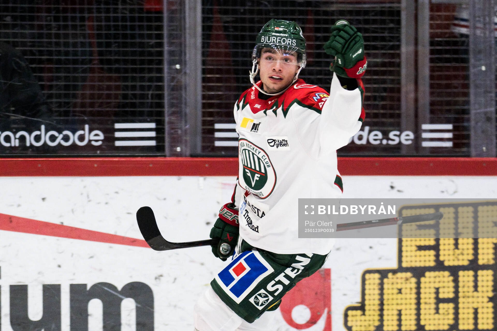 Frölundas Isac Born jublar