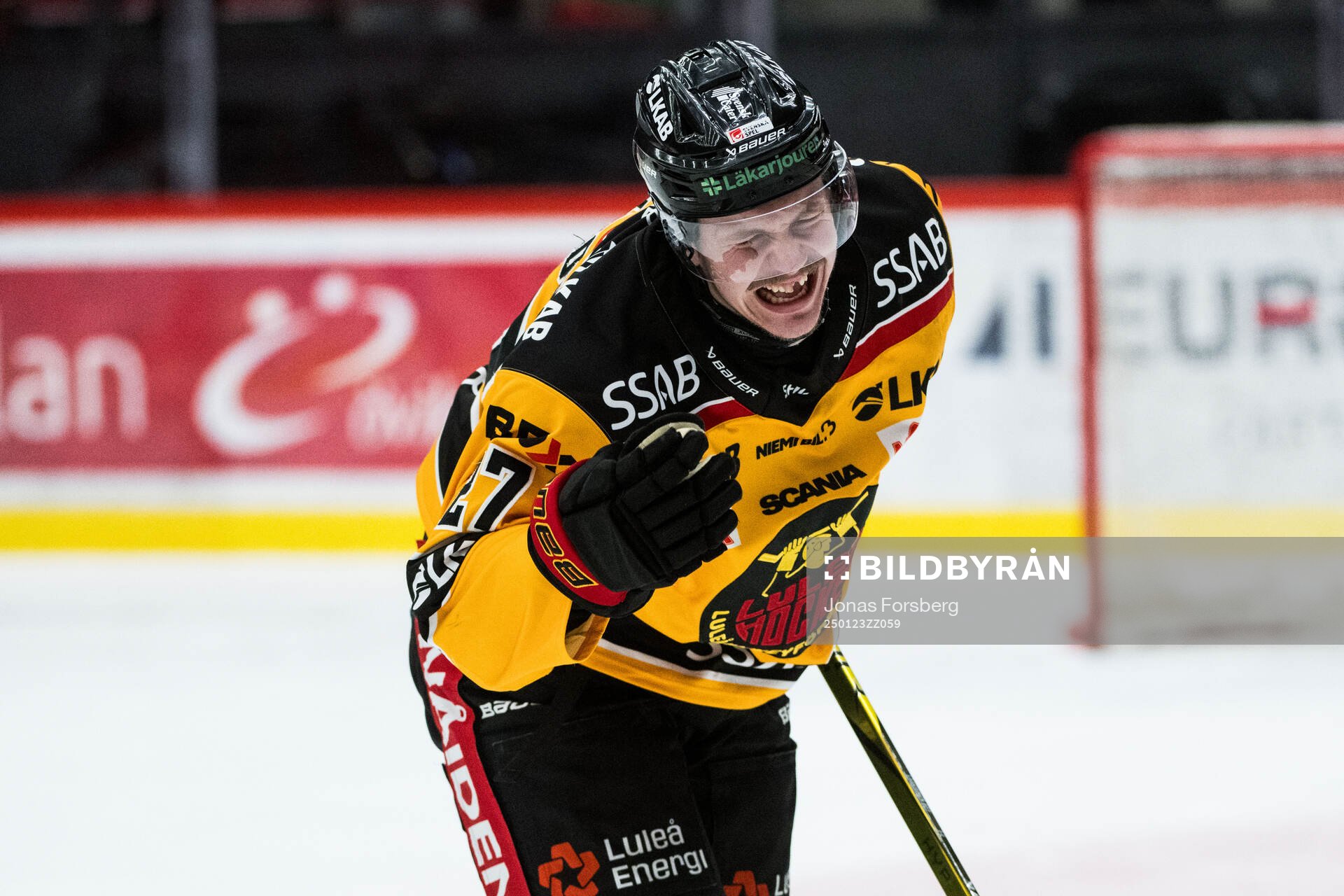 Luleås Oskari Laaksonen har ont
