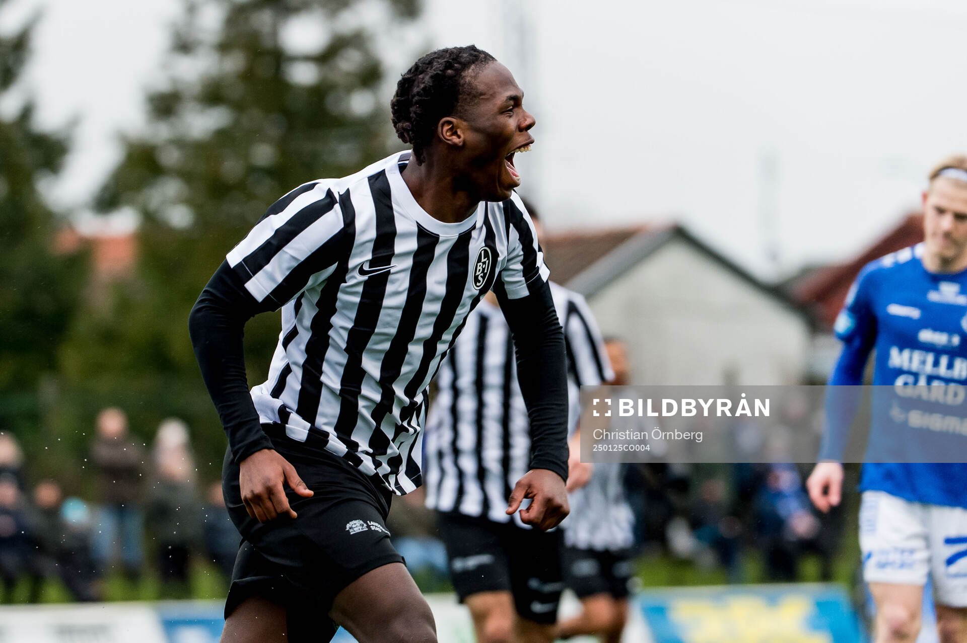 Landskronas Xavier Odhiambo jublar