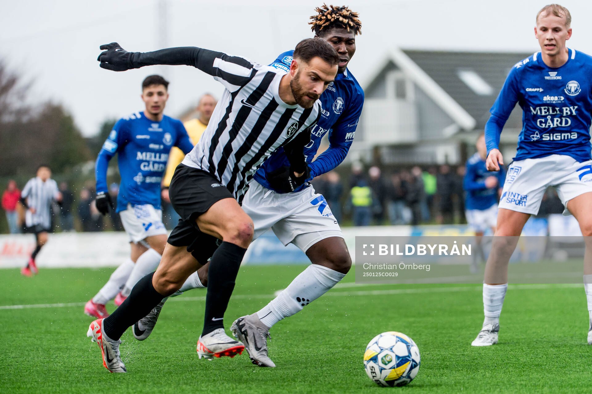 Landskronas Filip Sachpekidis och Trelleborgs Abel Ogwuche