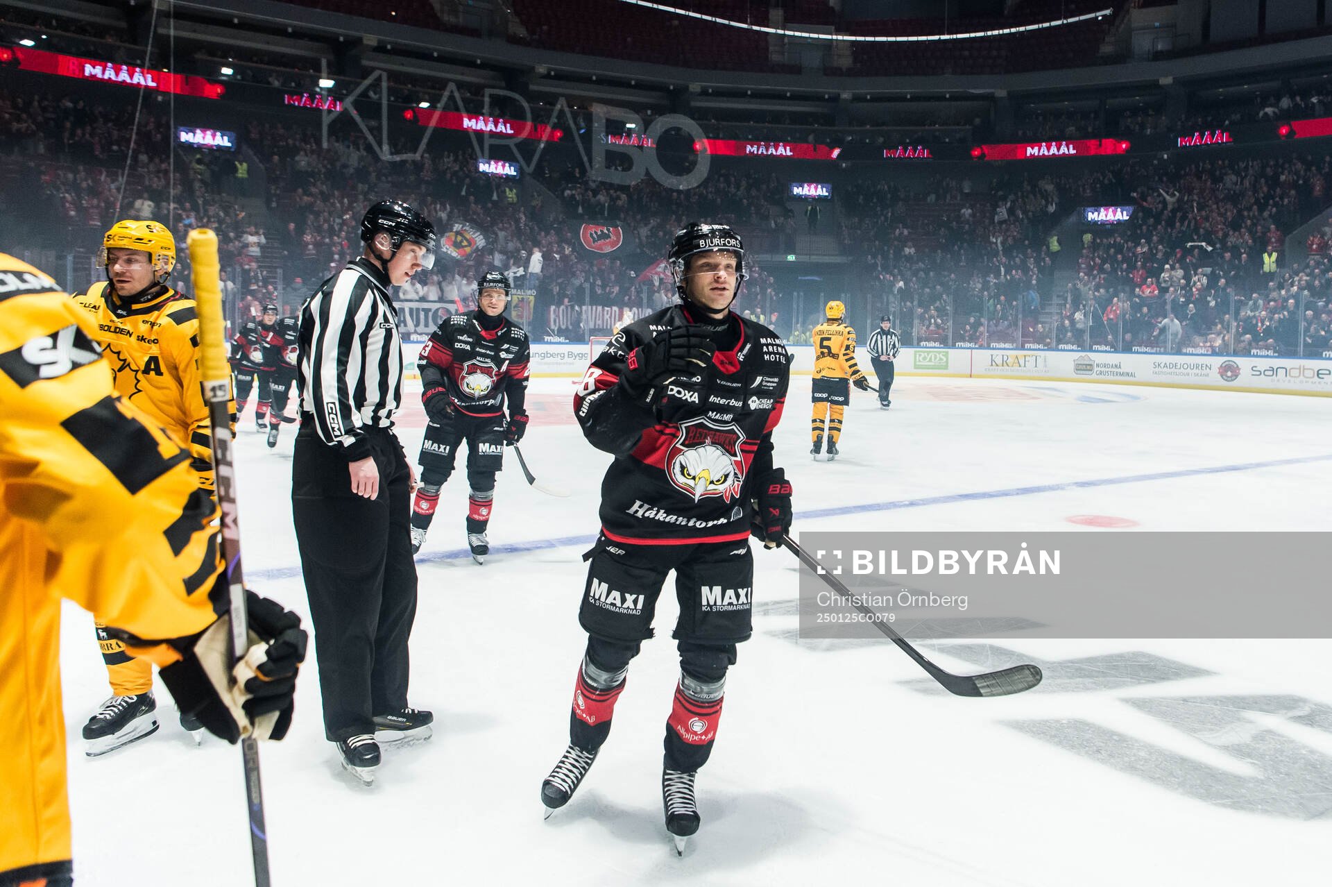 Malmö Redhawks Johan Olofsson jublar