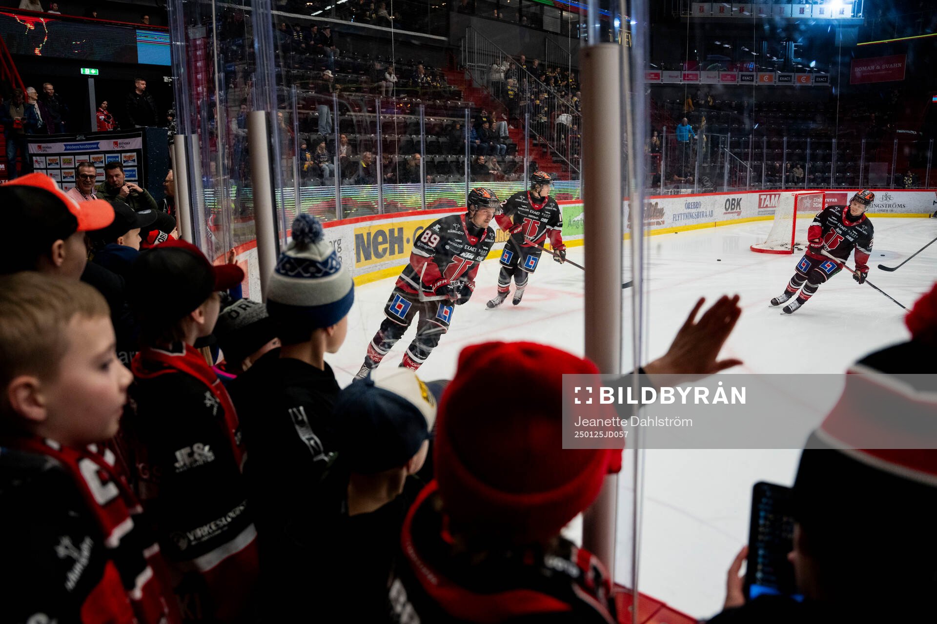 HV71s och Örebros supportar