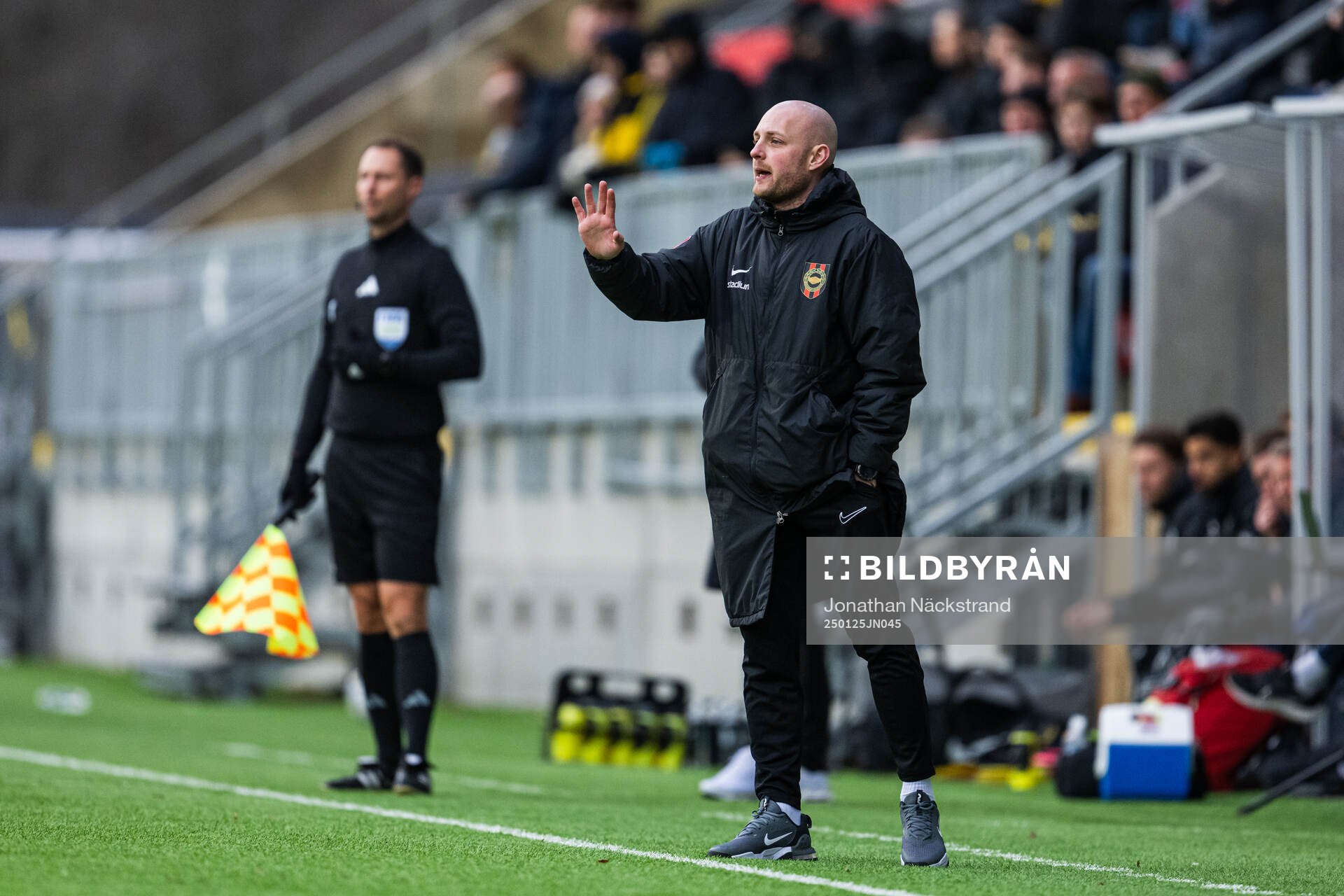 Brommapojkarnas tränare Fredrik Landén