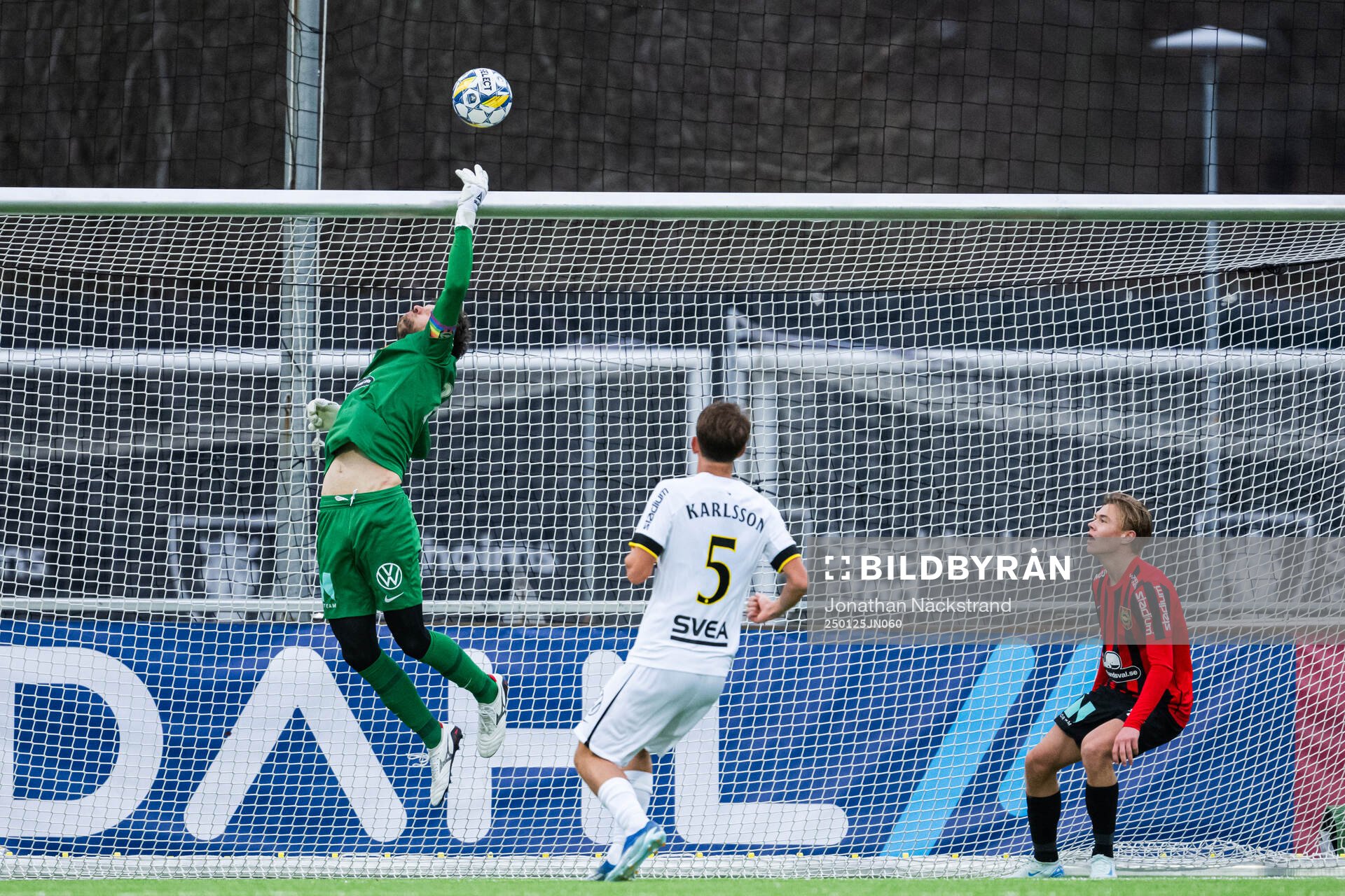 Brommapojkarnasmålvakt Davor Blazevic