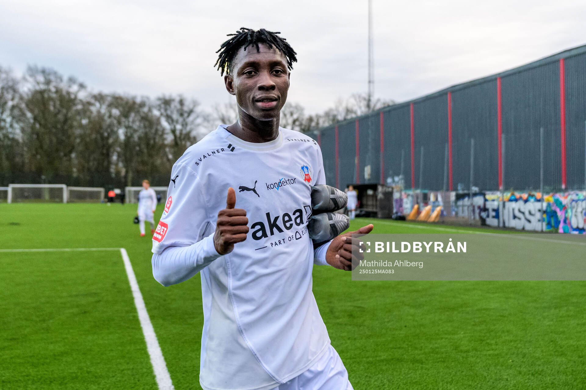 Helsingborgs Abdoulie Manneh jublar