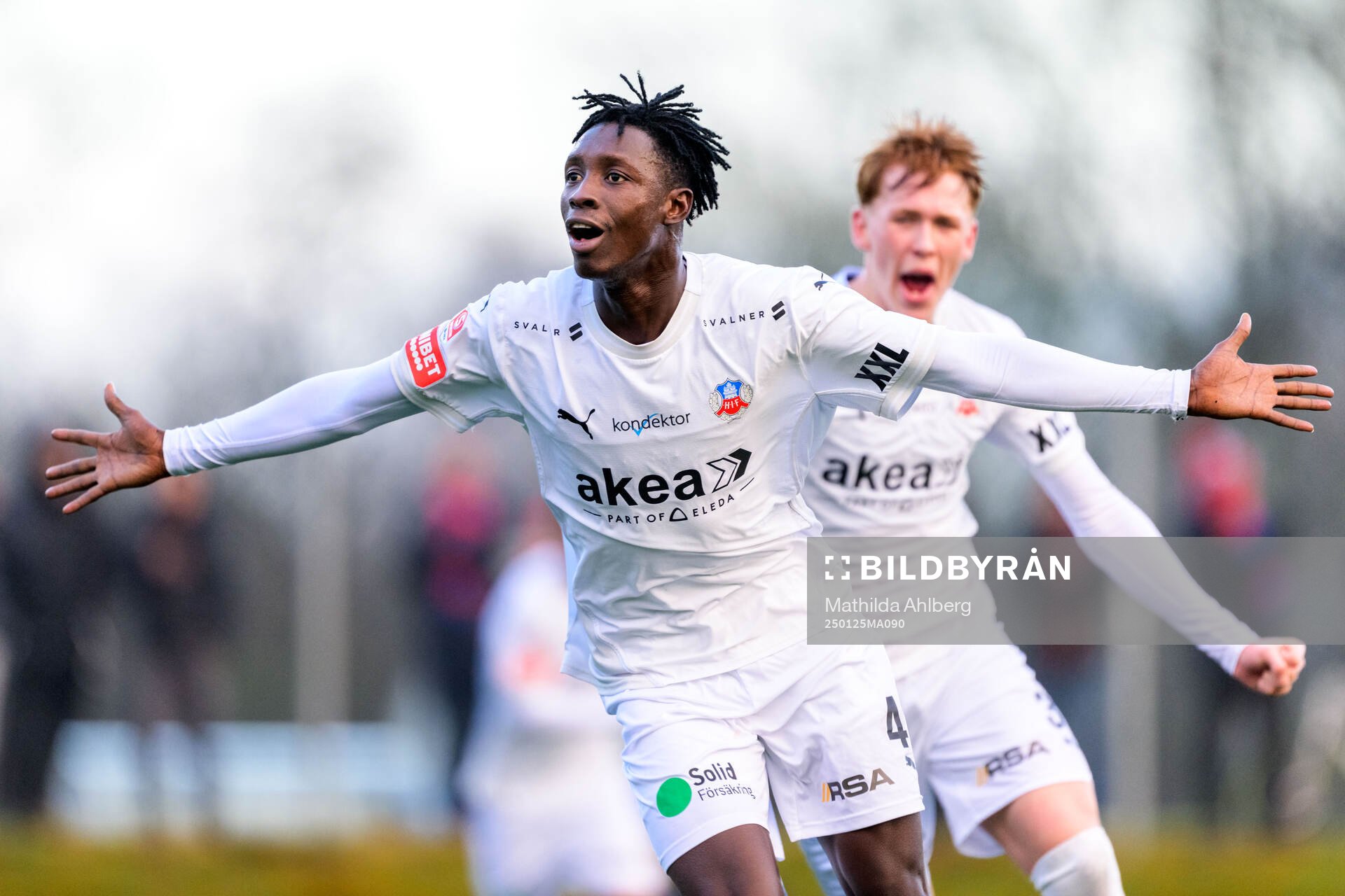 Helsingborgs Abdoulie Manneh  jublar