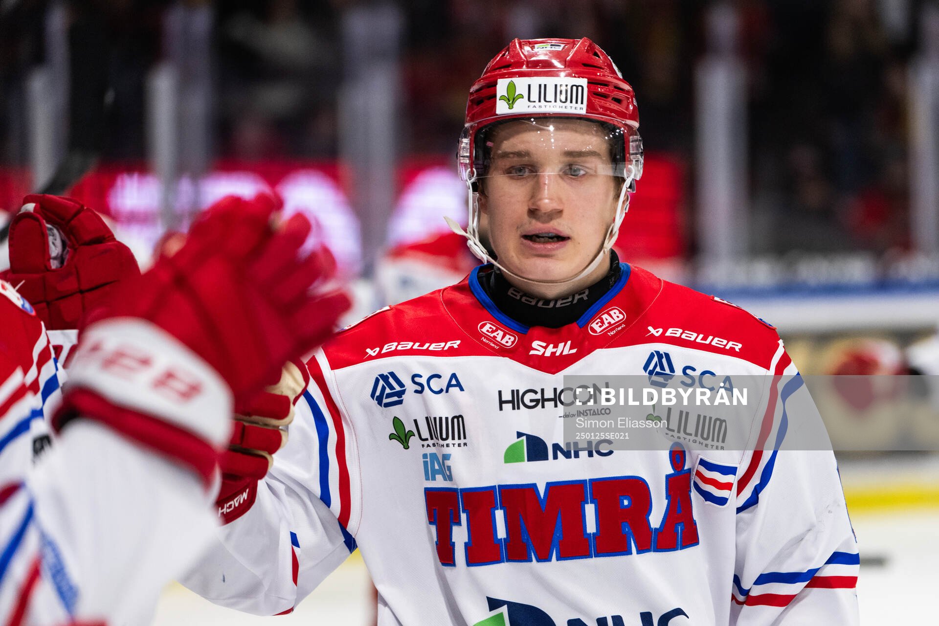 Timrås Oliver Kapanen jublar