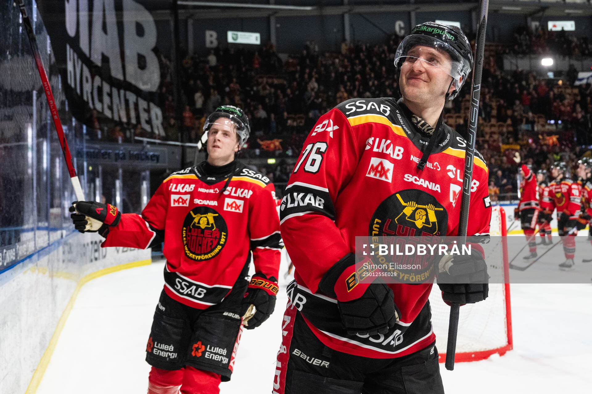 Luleås Jesper Sellgren och Anton Levtchi jublar