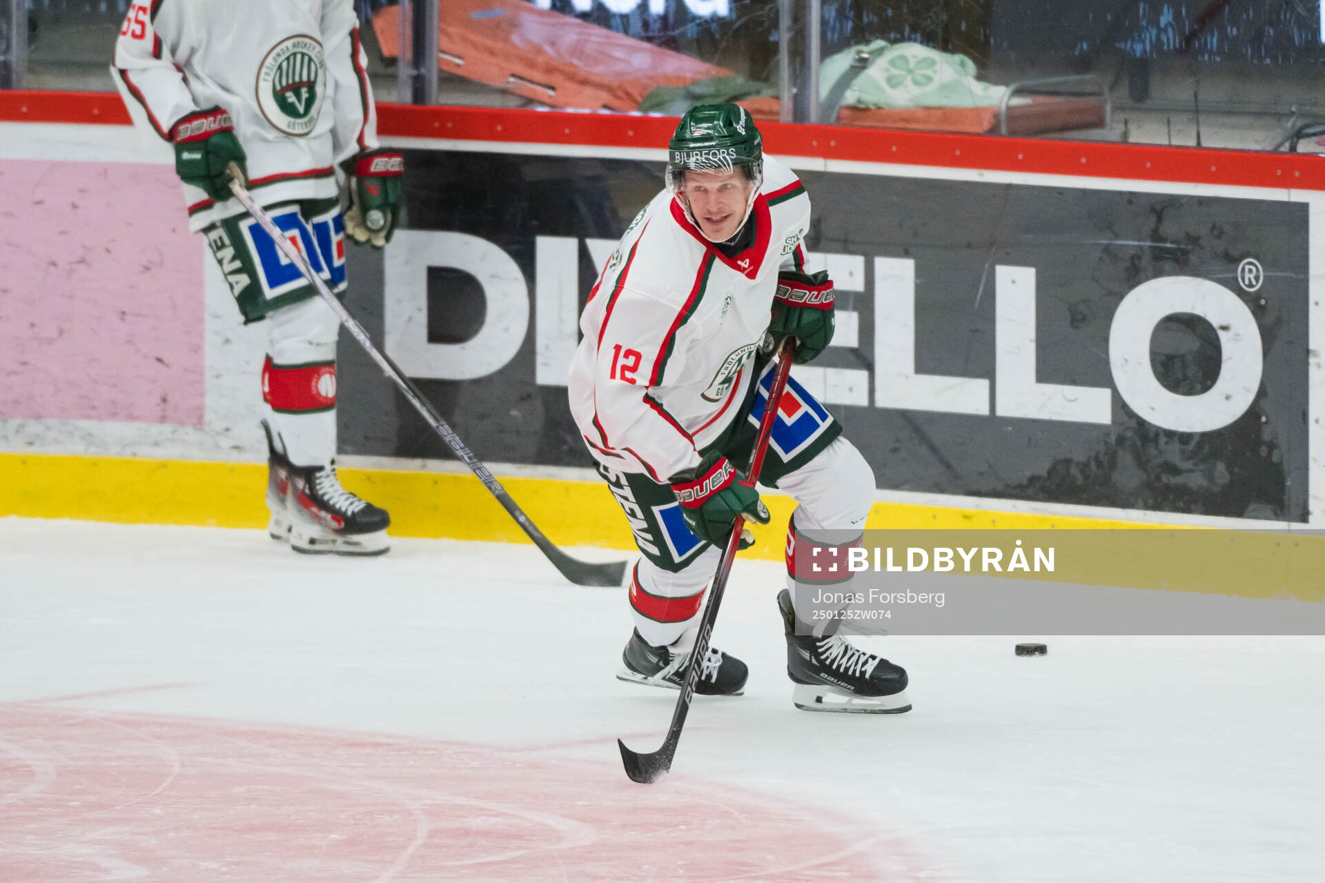 Frölundas Max Friberg innan ishockeymatchen i SHL mellan