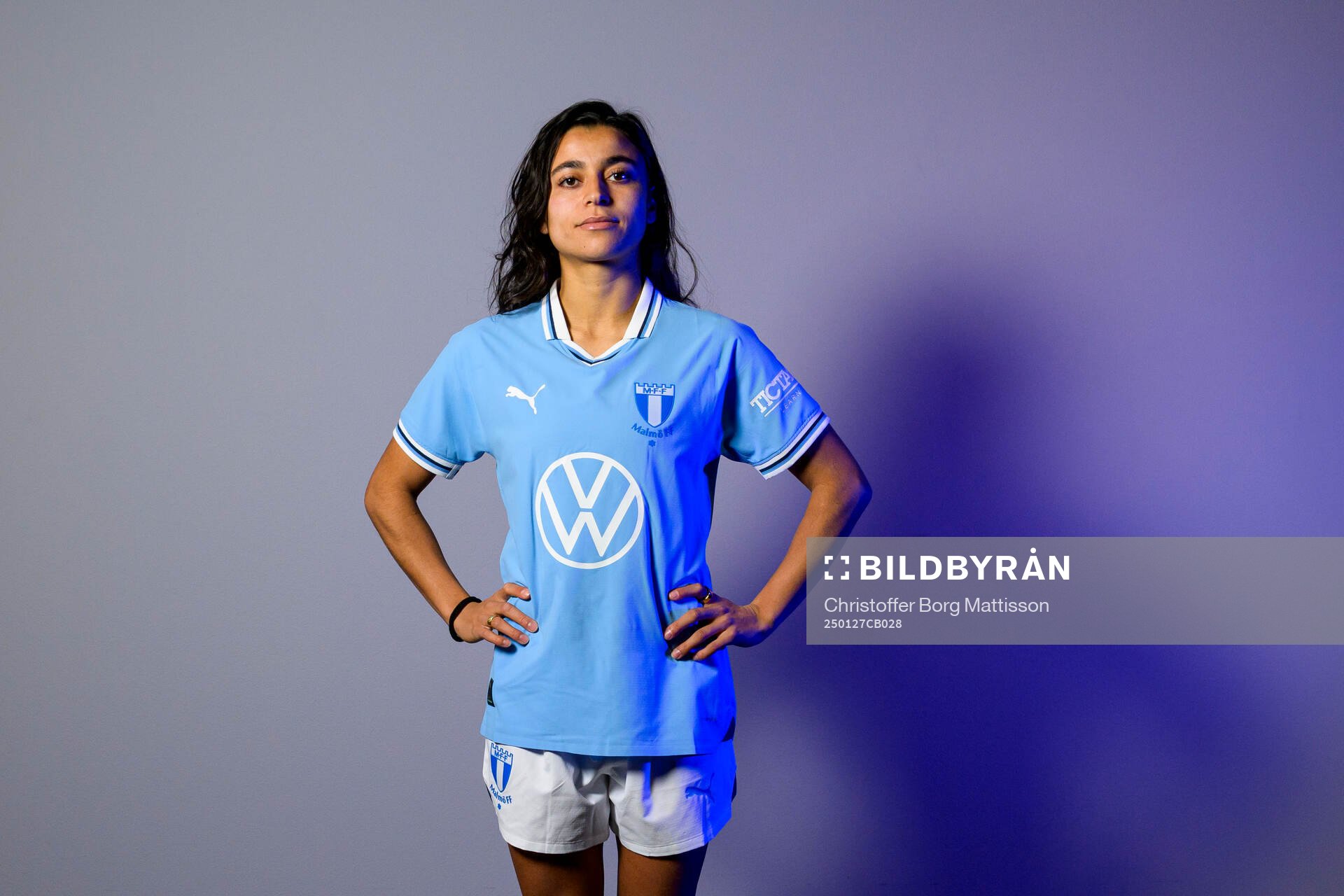 Malmö FF presenterar Ines Belloumou som ny spelare med
