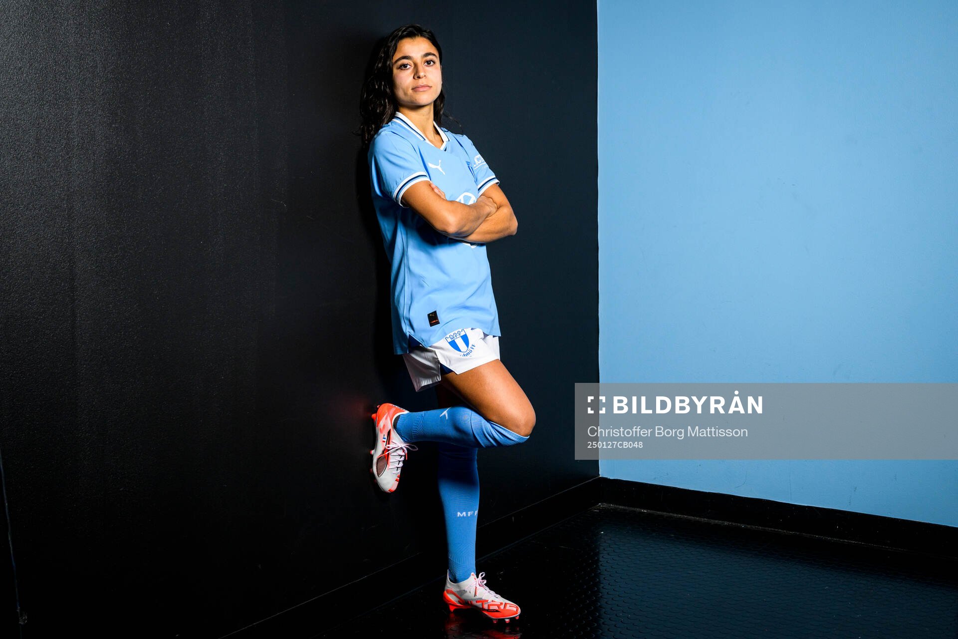 Malmö FF presenterar Ines Belloumou som ny spelare med