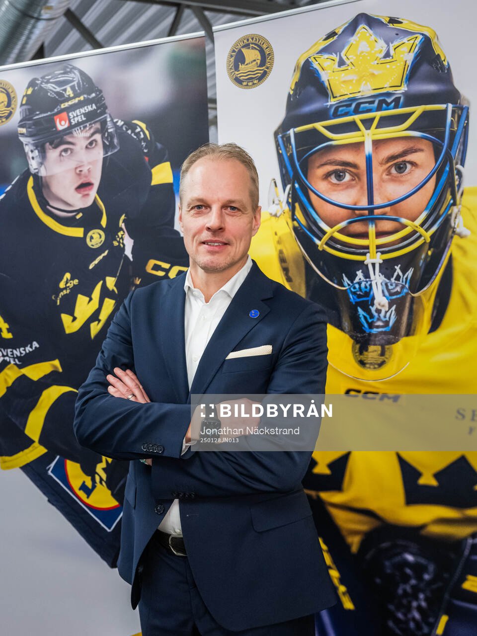Juniorkronornas förbundskapten Magnus Hävelid