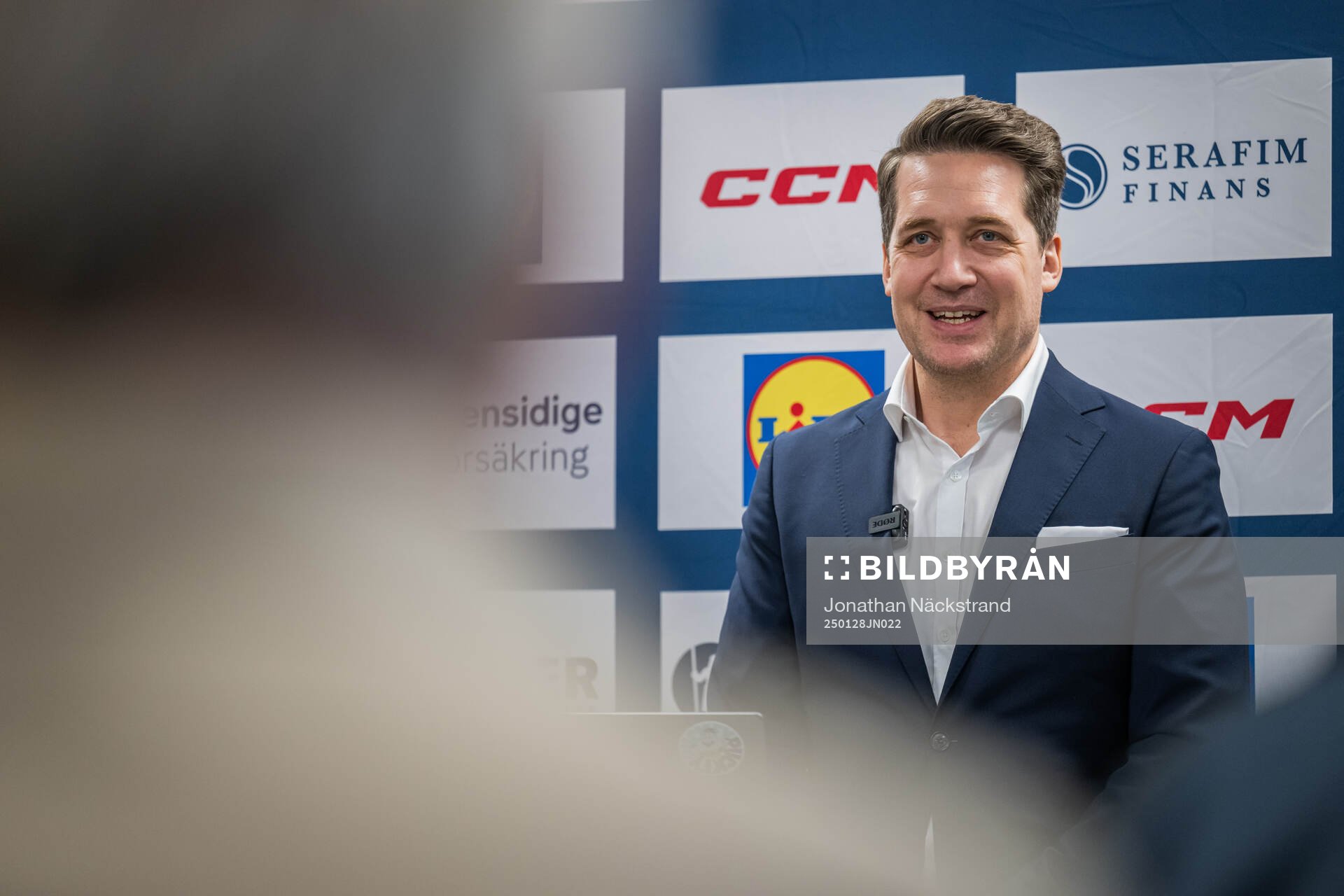 Tre Kronors förbundskapten Sam Hallam