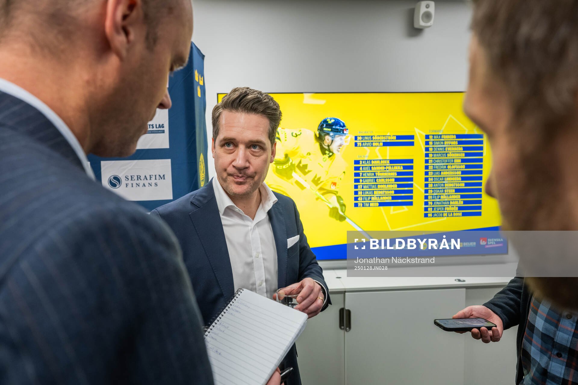 Tre Kronors förbundskapten Sam Hallam