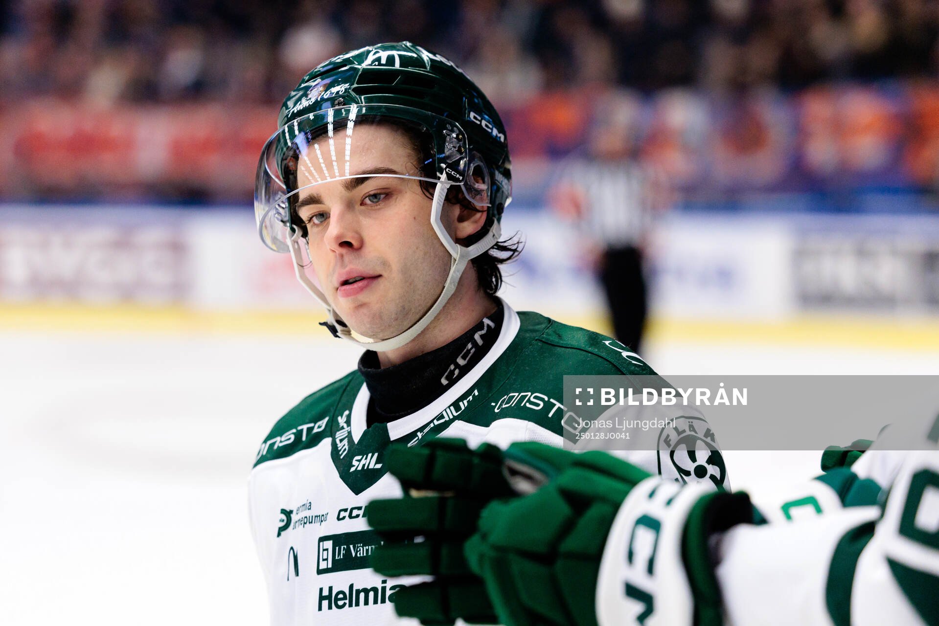 Färjestads Viktor Lodin jublar
