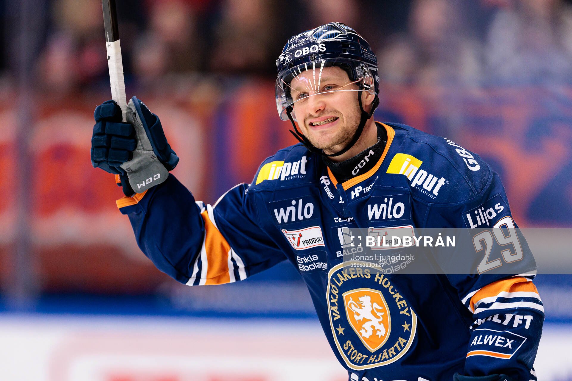 Växjös Sebastian Strandberg jublar