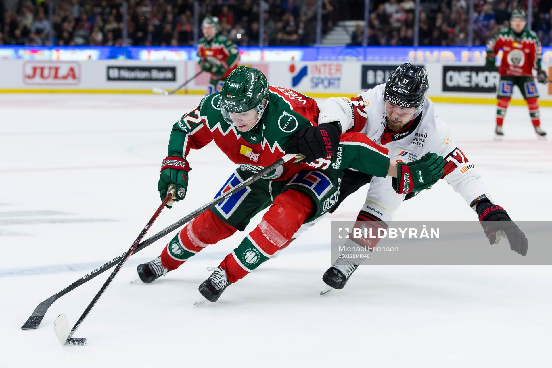 Frölundas Filip Cederqvist och Malmö Redhawks Johan