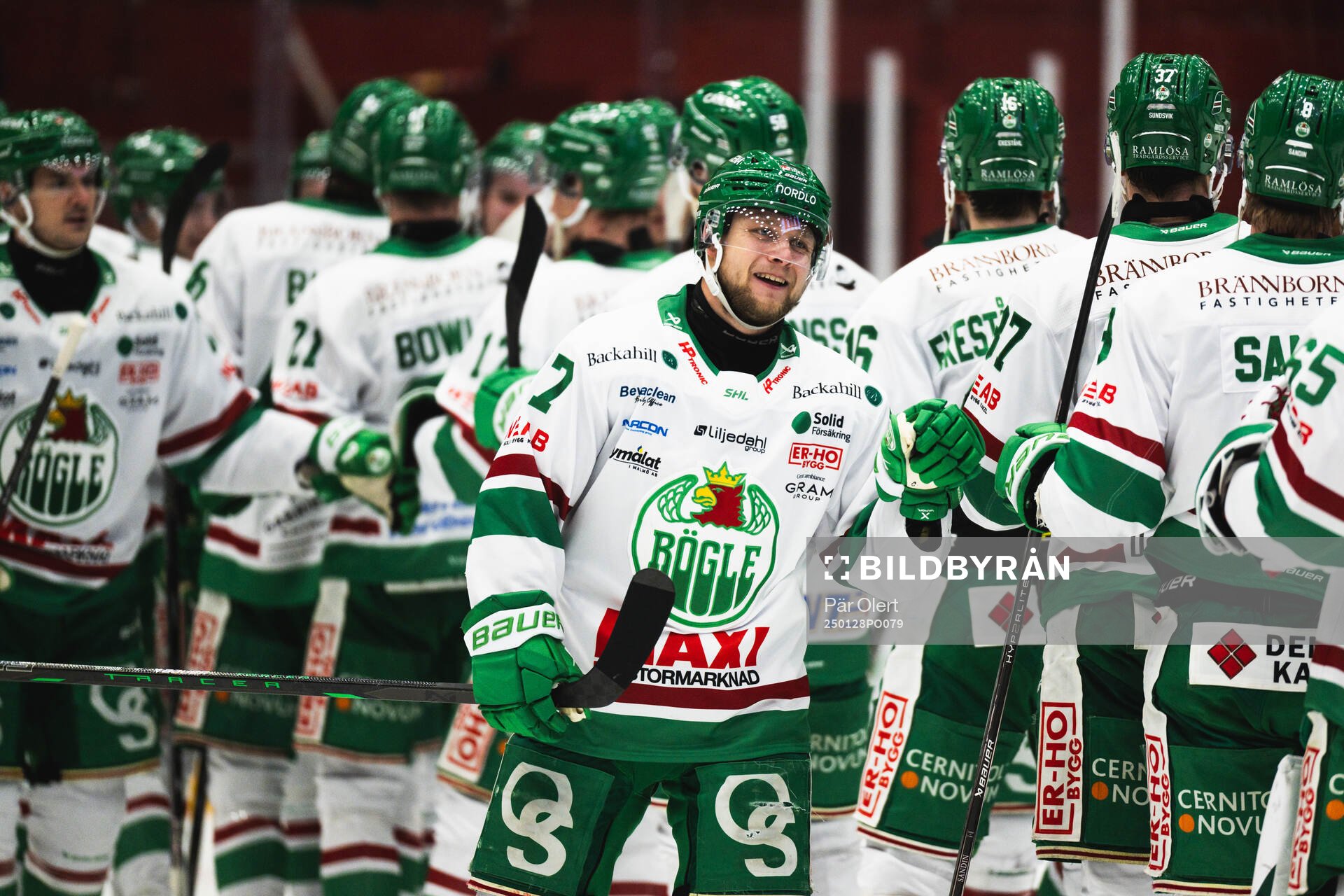 Rögles Jesper Pettersson jublar