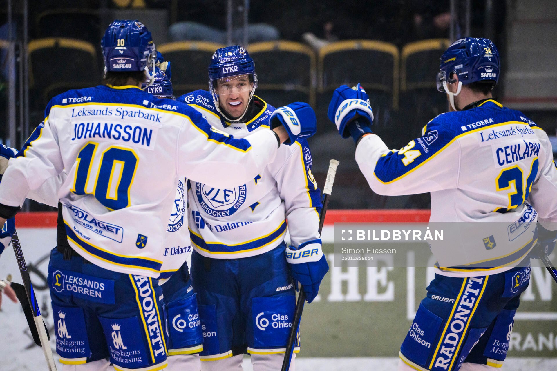 Leksands Max Veronneau och Justin Glenn Kloos jublar