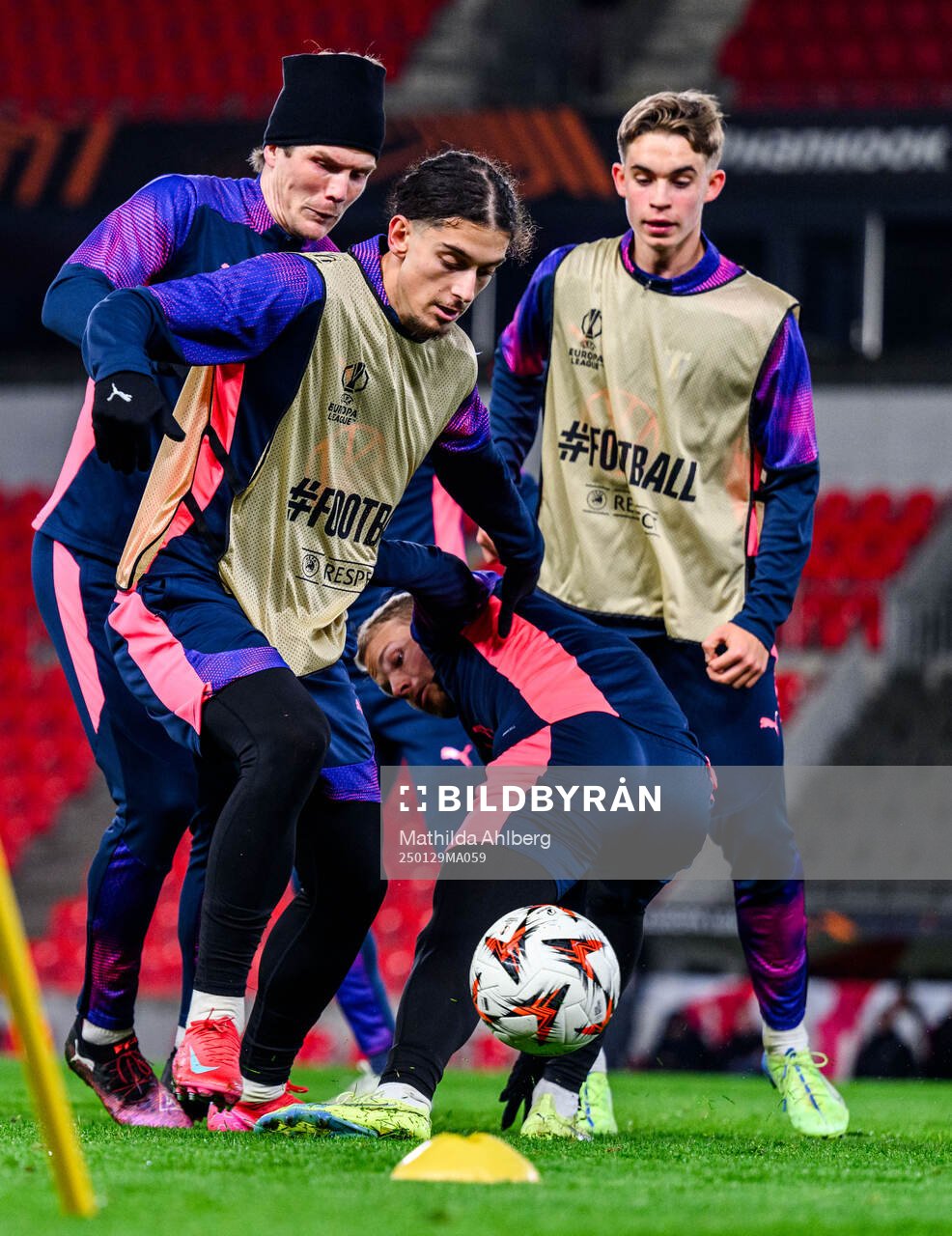 Oliver Berg and Gentian Lajqi of Malmö FF