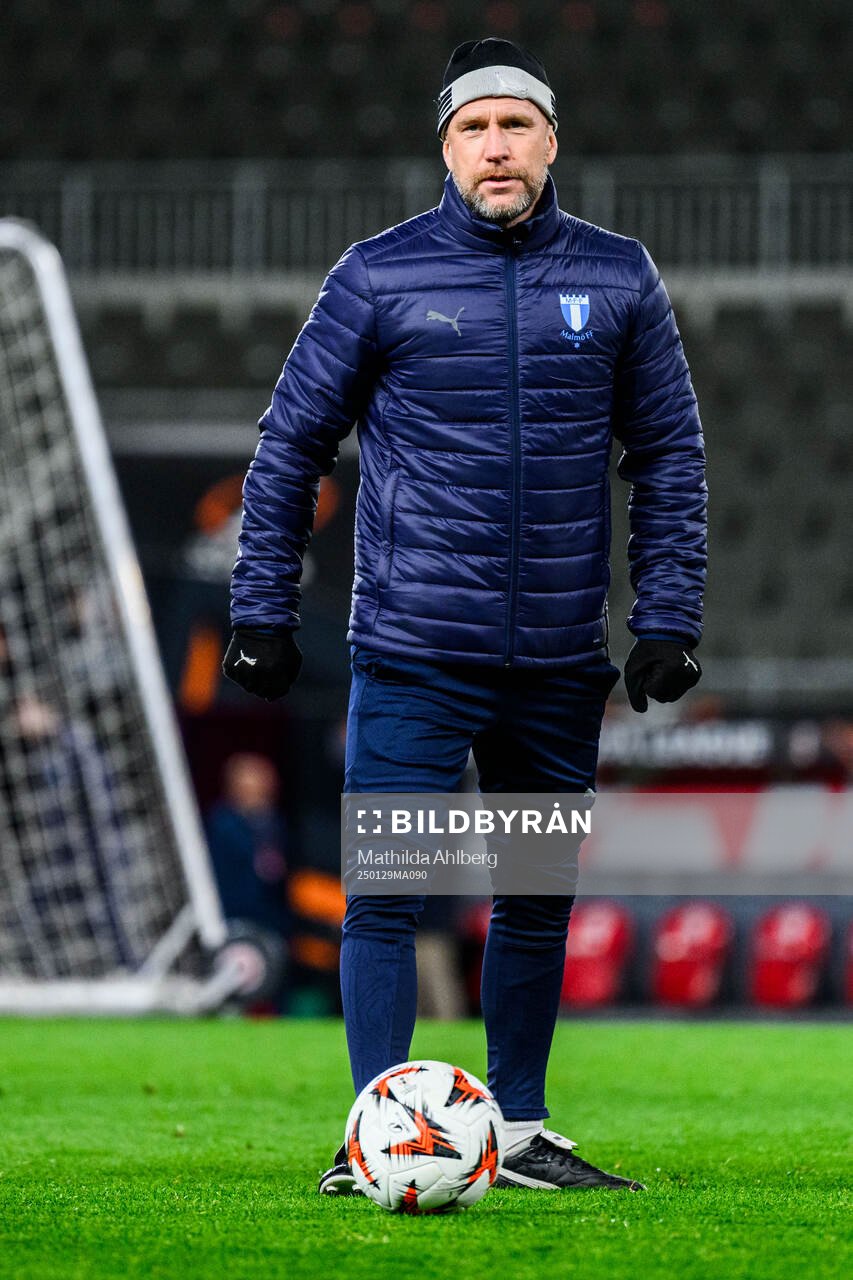 Head coach Henrik Rydström of Malmö FF