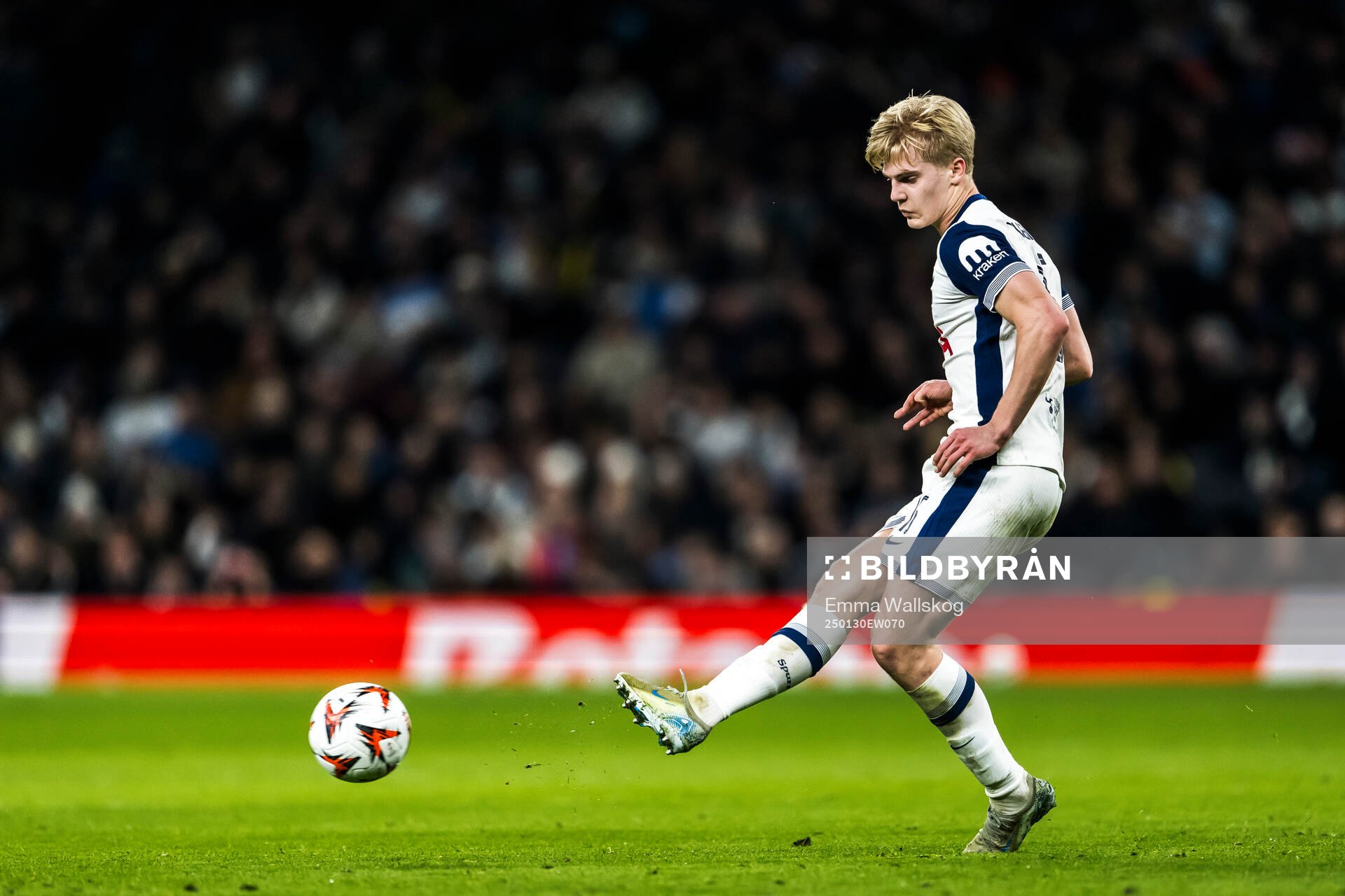 Lucas Bergvall of Tottenham Hotspur