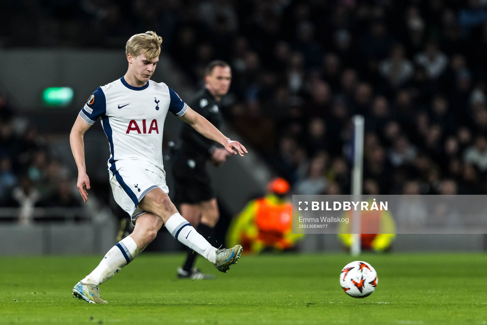 Lucas Bergvall of Tottenham Hotspur