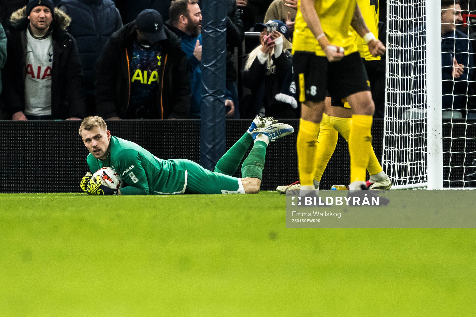 Goalkeeper Isak Pettersson of Elfsborg