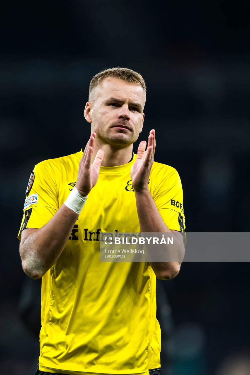 Gustav Henriksson of Elfsborg looks dejected