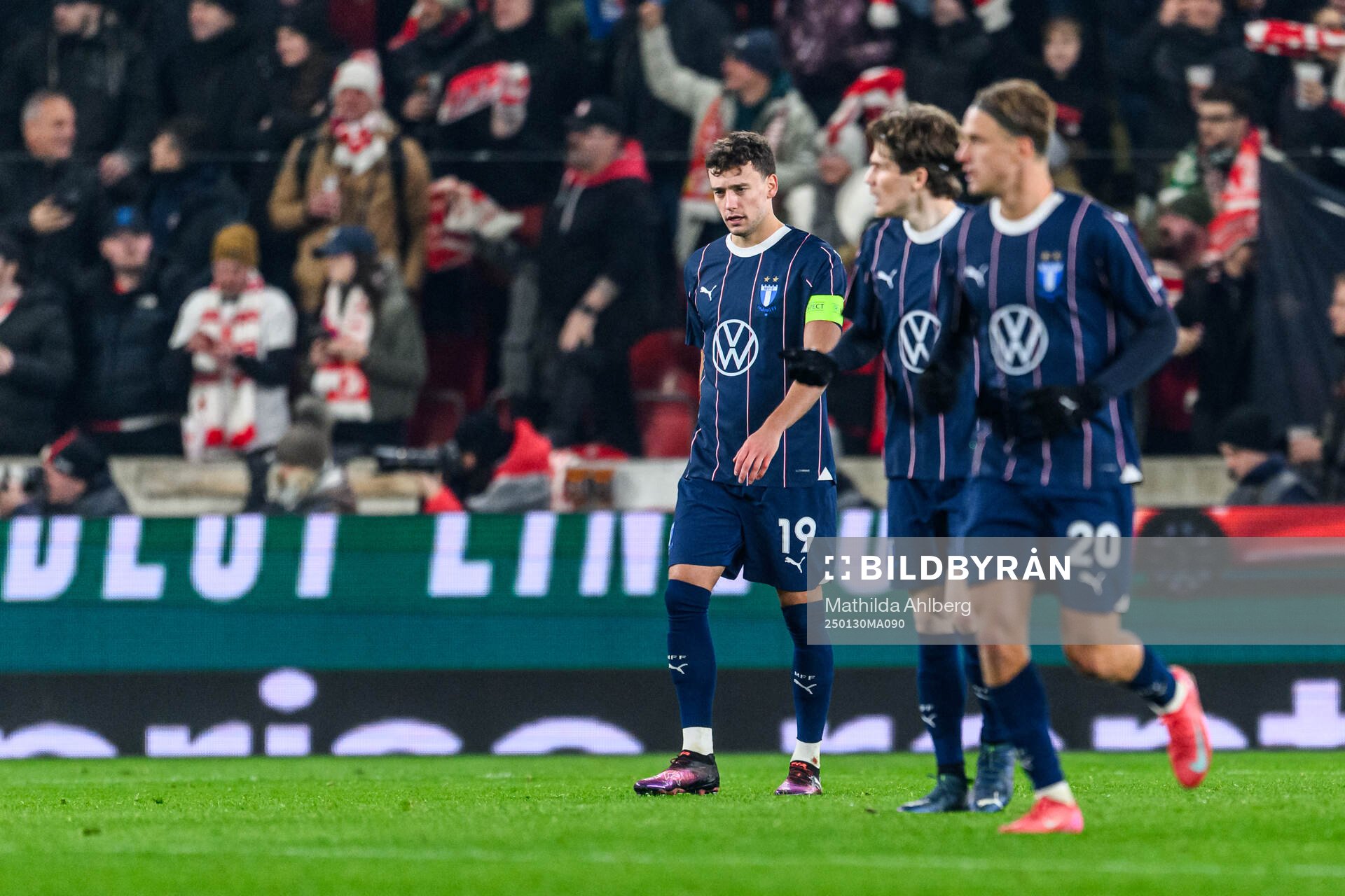 Colin Rösler of Malmö FF looks dejected