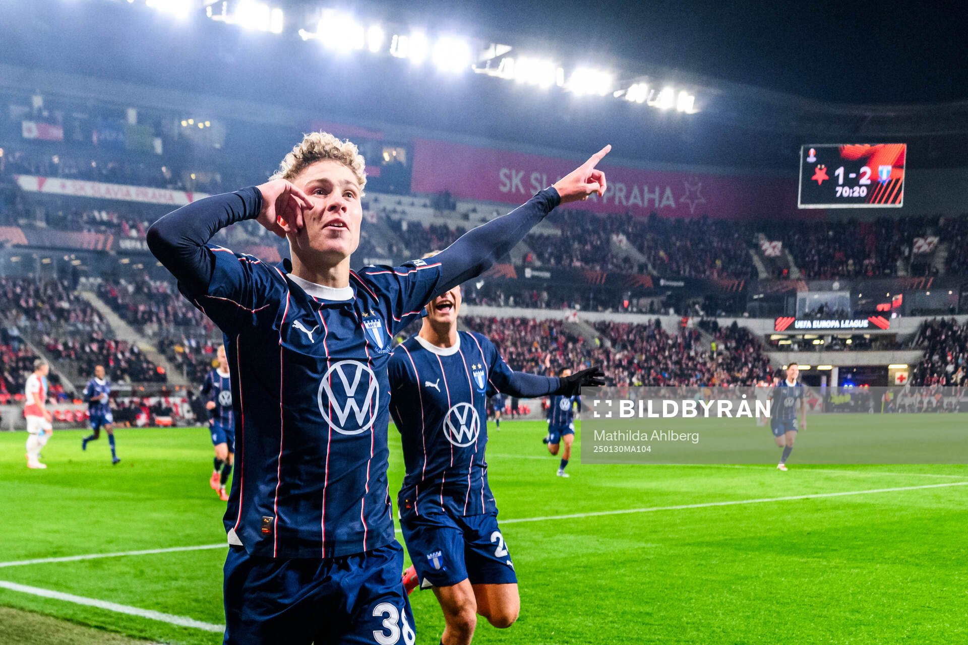 Hugo Bolin of Malmö FF celebrates