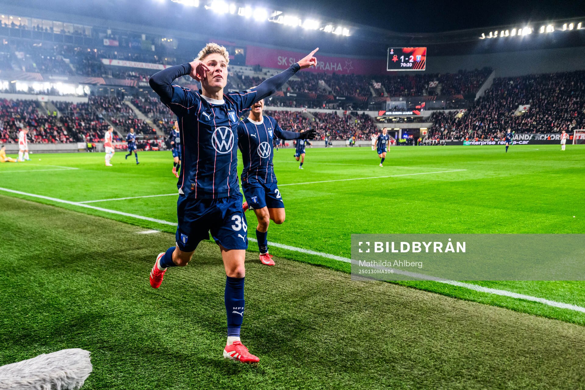 Hugo Bolin of Malmö FF celebrates